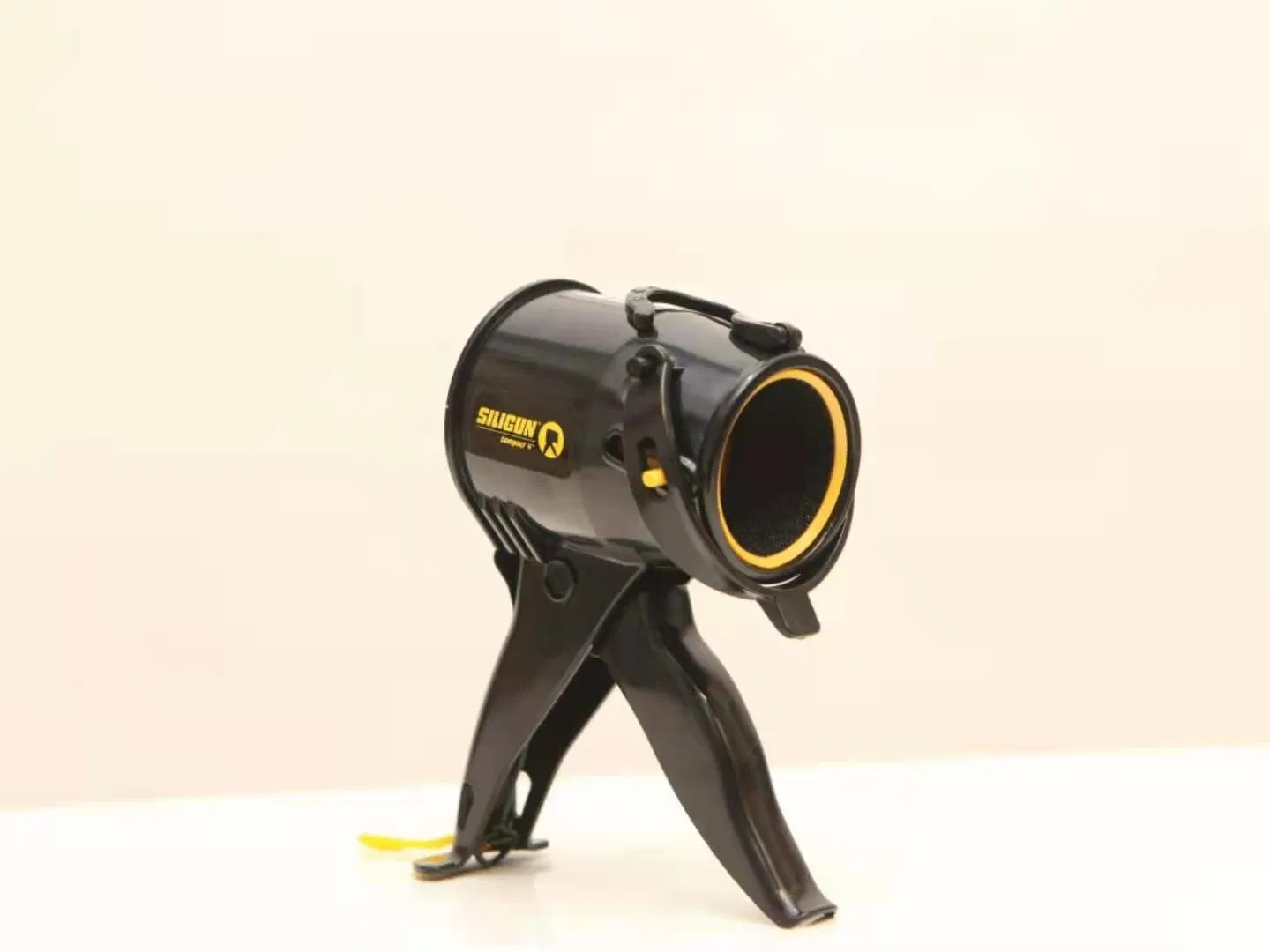 High Quality Compact 4'' Caulking Gun with Ladder Price