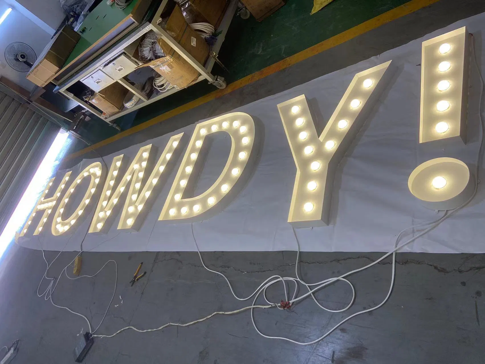 Custom LED Shopping Center Wall Mounted Acrylic Letter Sign