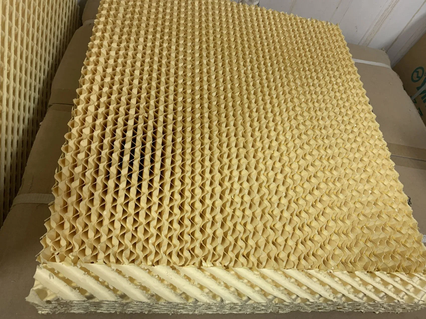 Wet Wall Evaporative Cooling Pad