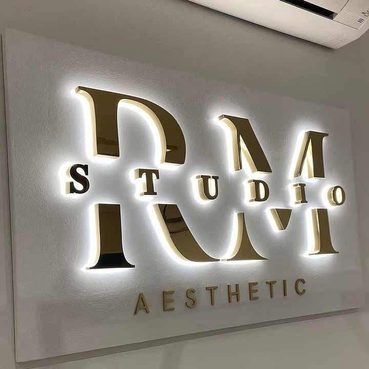 Chinahoo Customized Signs Mirror Gold Wall Sign LED Logo Signboard LED Store Building Open Sign for Business