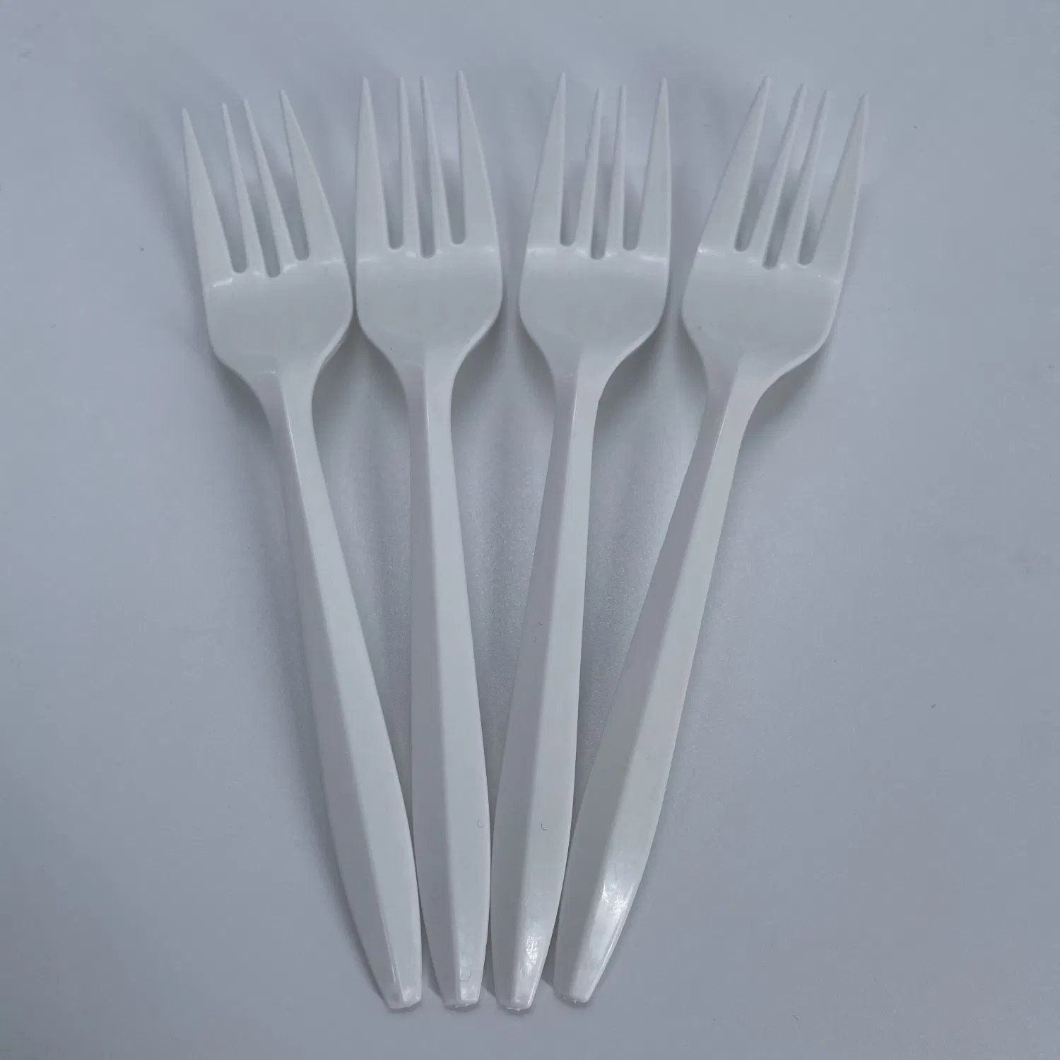 Eco Friendly Compostable Plastic Cutlery PLA White Foldable Spoon for Cream Dessert
