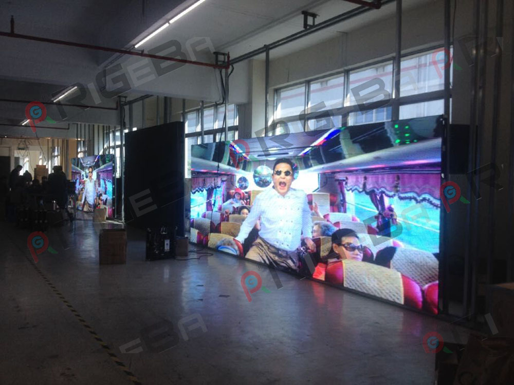 P5 Indoor Stage Light LED Video Wall Display Screen