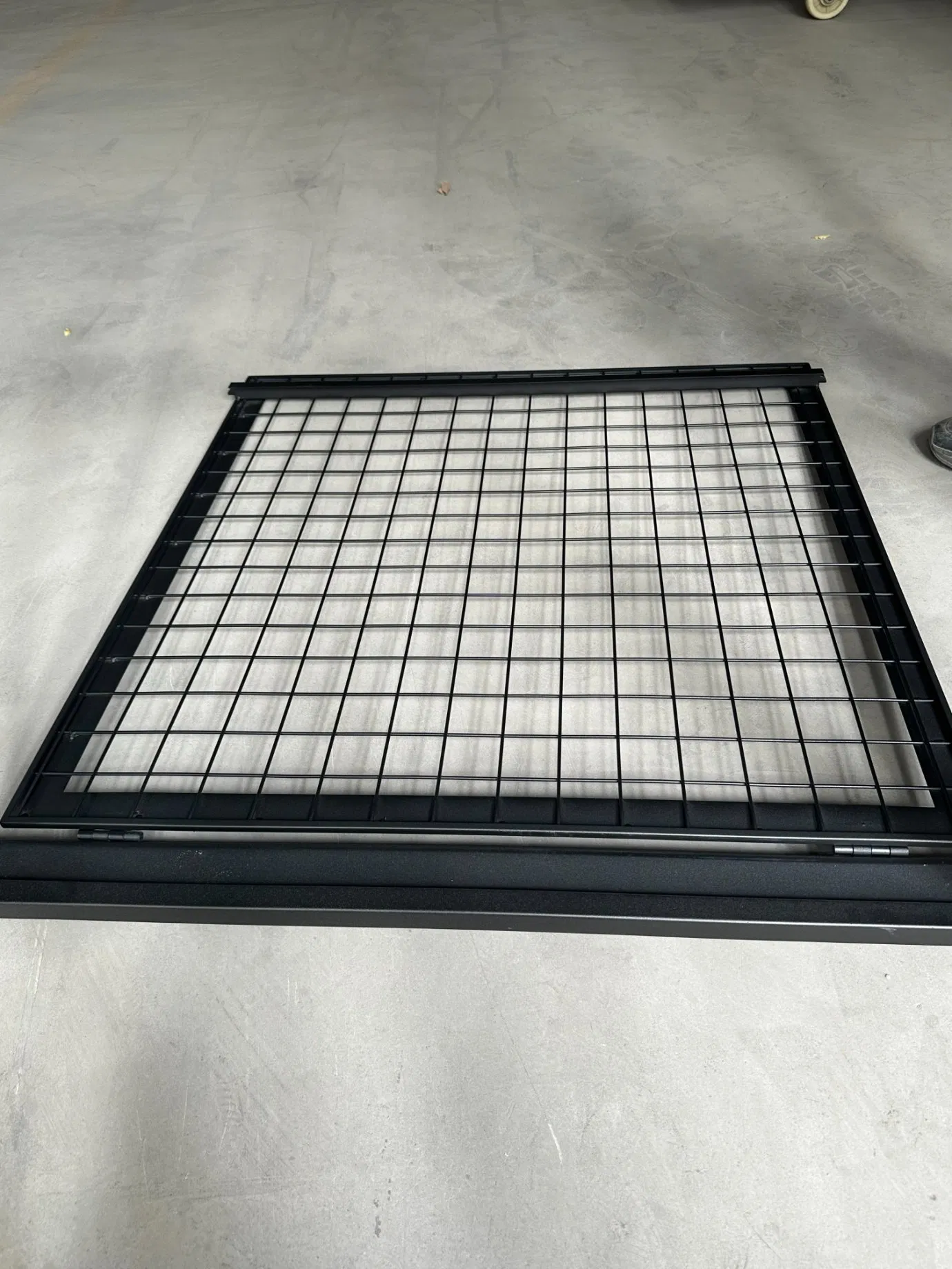 Zl Brand 2025 New Style Security Mesh for Container Modularization Windows
