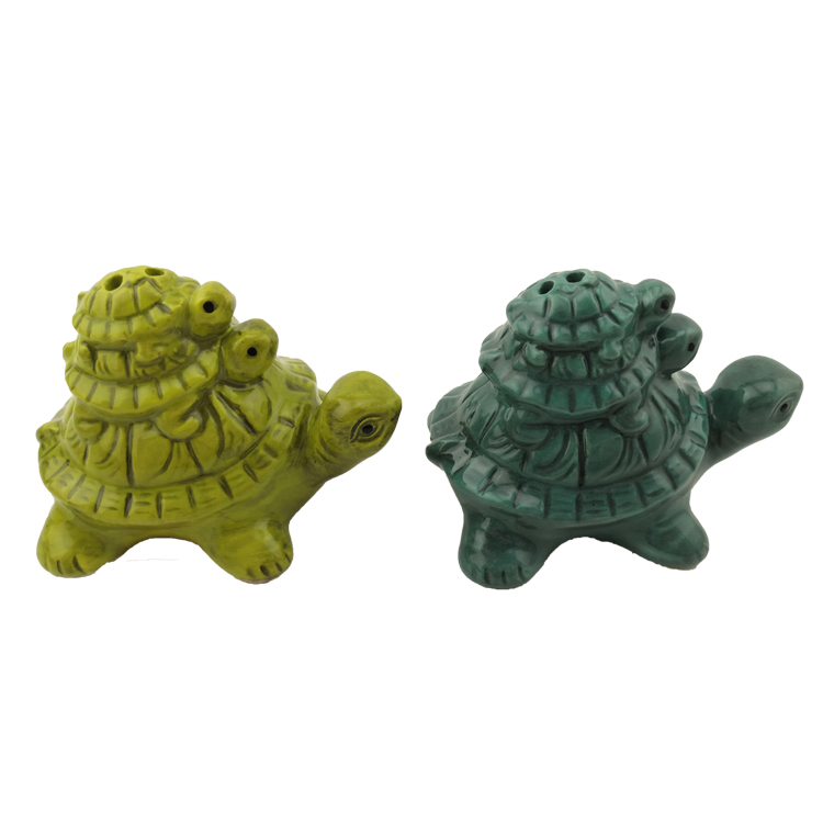 Ceramic Animal Shape Salt and Pepper Shakers Souvenir