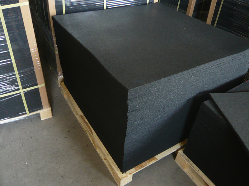 Звукоизоляционные резиновые маты для спортзалов