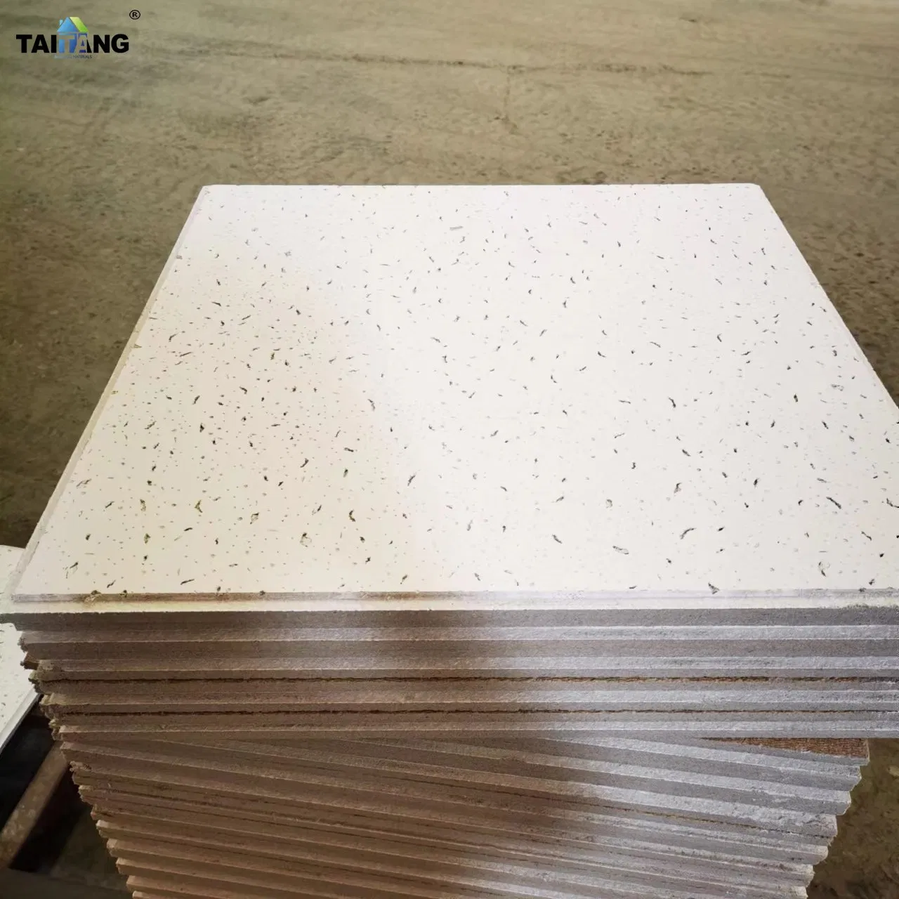 Mineral Fiber Ceiling Tiles Accoustic Ceiling Panel Plaque De Faux Plafond Suspendu