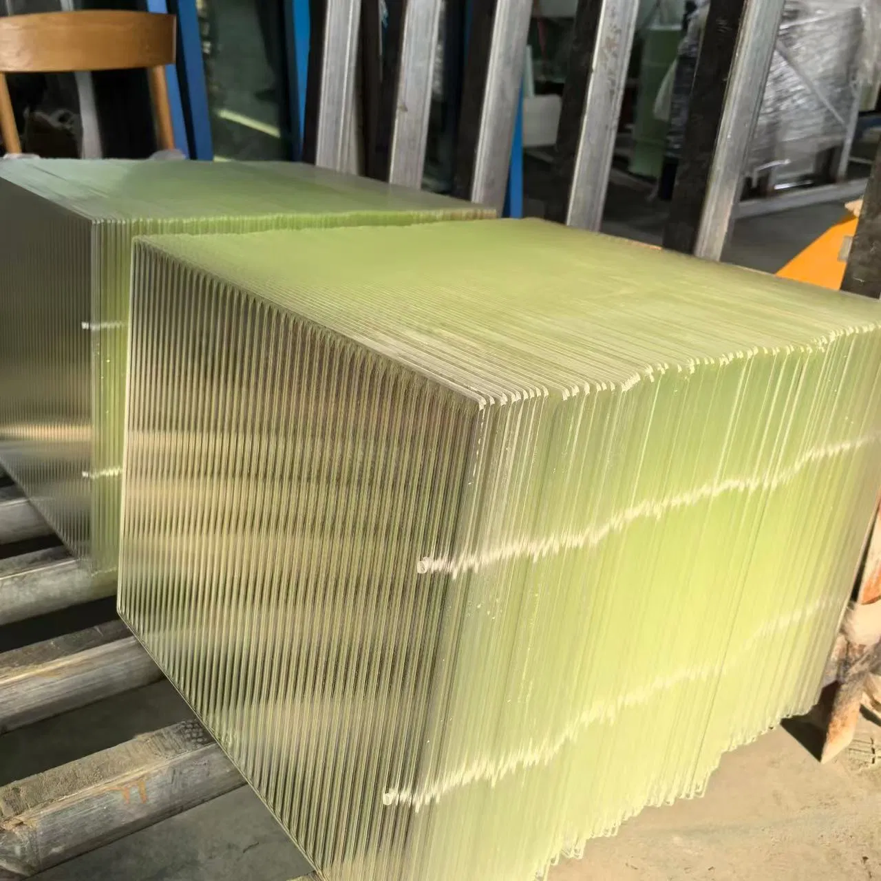 Decorative Transparent Tempered Ribbed Reeded Moru Wave Fluted Glass/Art Figured Textured Sheet Glass/Pattern Glass Panel