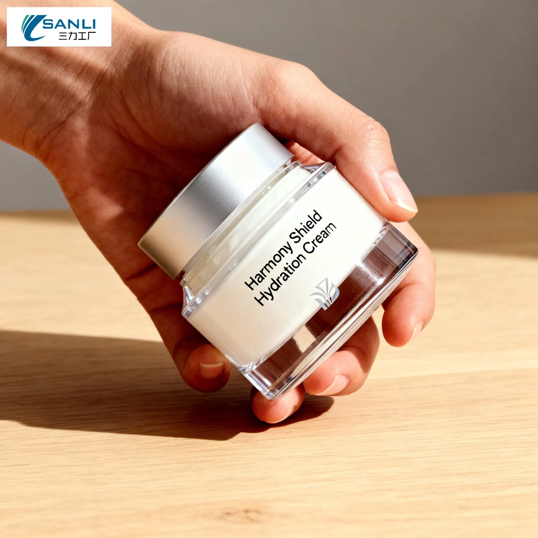 Sensitive Skin Whitening and Soothing Face Cream with Portulaca Oleracea Extract and Decarboxy Carnosine HCl for Gentle Anti-Glycation