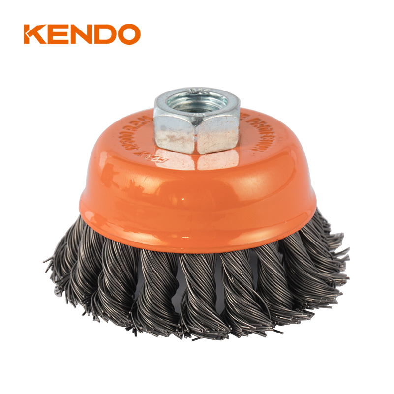 Kendo Knotted Wire Cup Brush with Thread or Arbor Hole to Be Used on Angle Grinders
