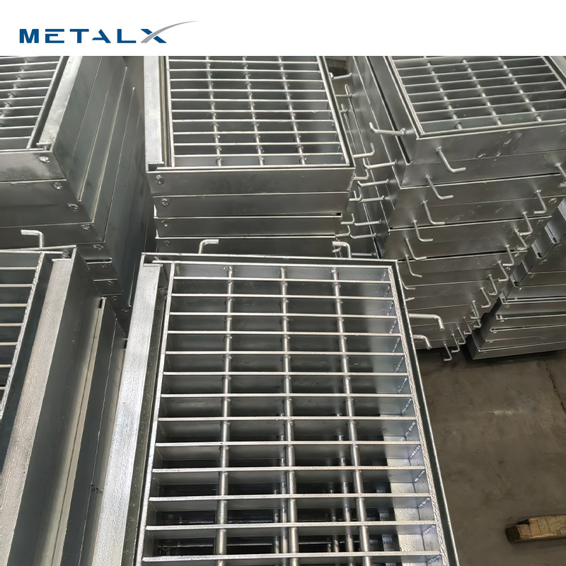 Drainage Floor Drain, Stainless Steel Galvanized 30*5mm Trench Drain Grate for Sale