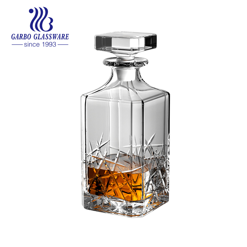 28oz Cheap Price Transparent Glass Liquid Whisky Sprits Bottle with Sealed Lid