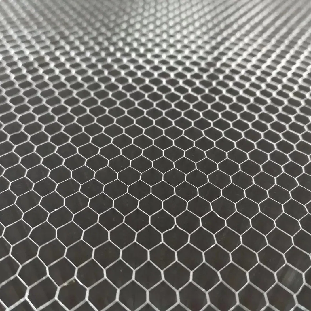 Untreated / Rustproof Coating / Degreasing Aluminum Honeycomb Core Aluminum PVDF Aluminum Composite Honeycomb Panel