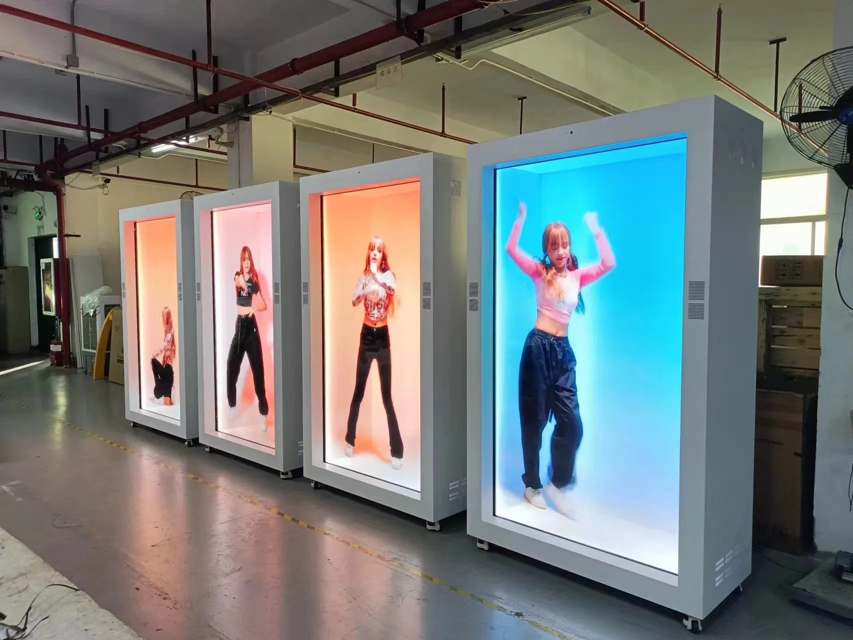 86inch 3D Transparent Showcase LG LCD Holographic Display Touch Screen Ai Holobox