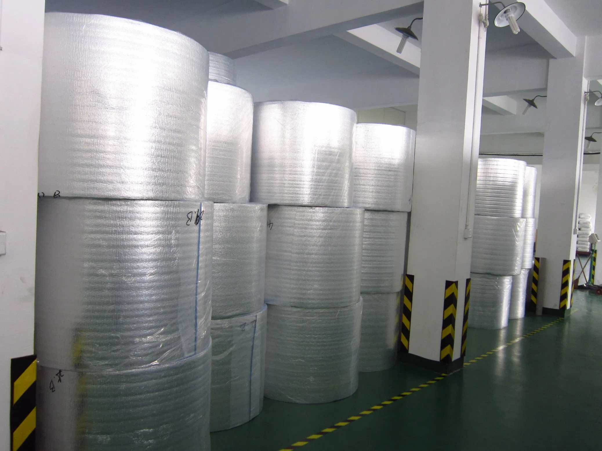 Chase Blue Pack High Reflectivity Thermal Foam Foil Insulation Damp Proof Tear Resistant Heat Insulation Material