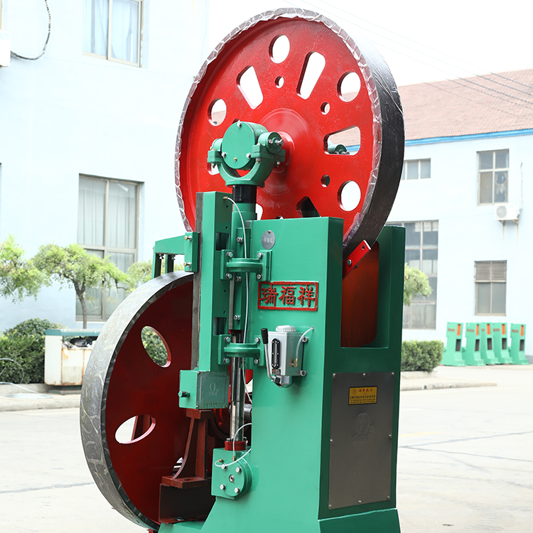 Станок ленточнопильный вертикальный по дереву 107 см MJ3210Z