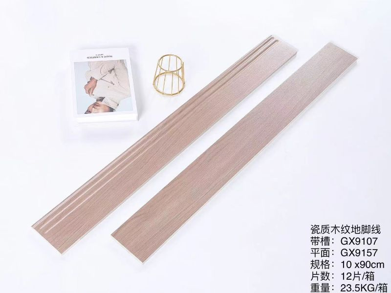 Stylish Wall Skirting Board with Wood Finish for Interiors