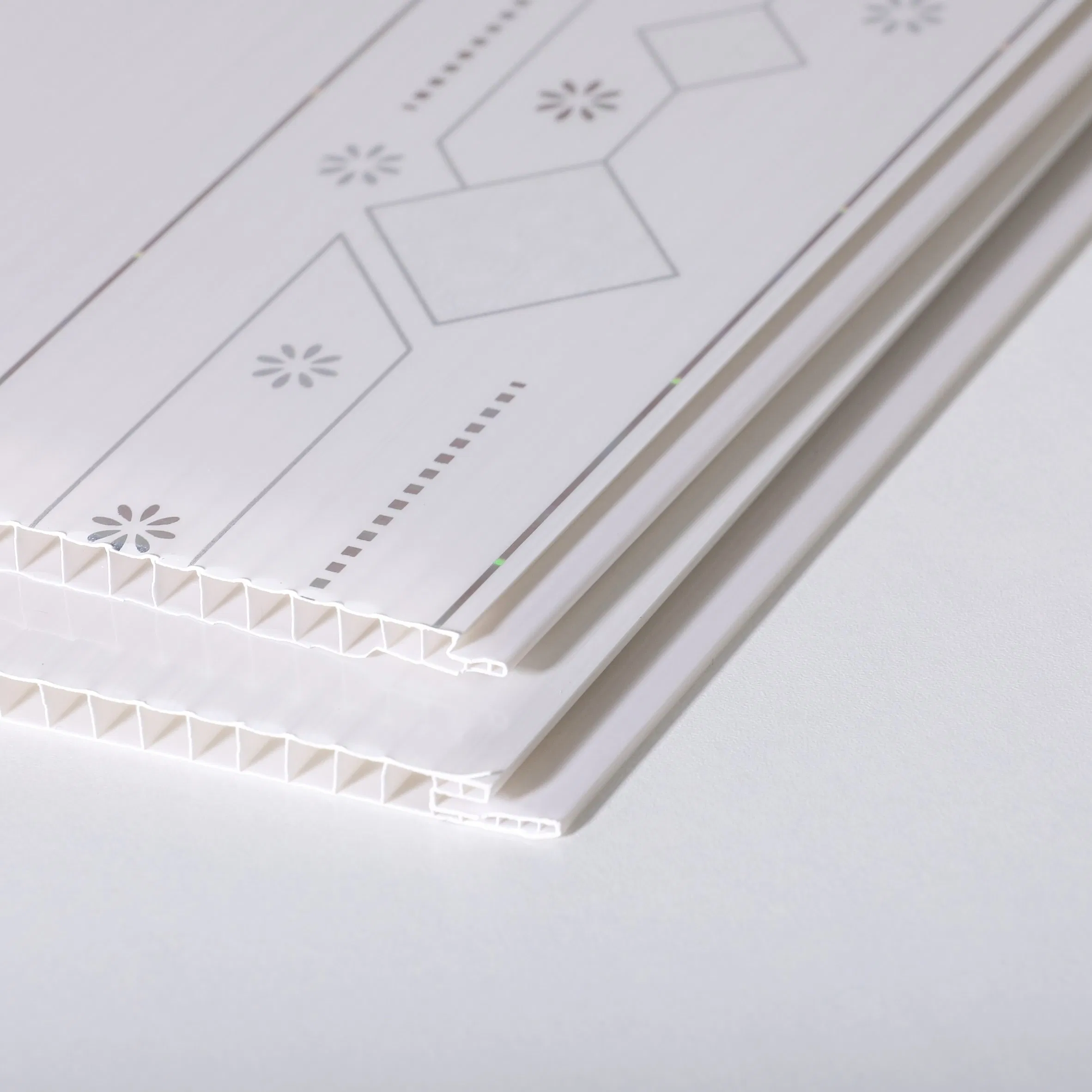 PVC Ceiling Panel Waterproof & Lightweight for Modern Interiors, Family House Roof Decoration