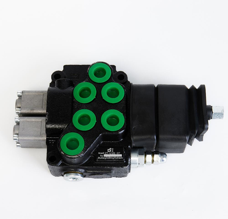 Гидравлический клапан DCV 3-секционный для спецтехники