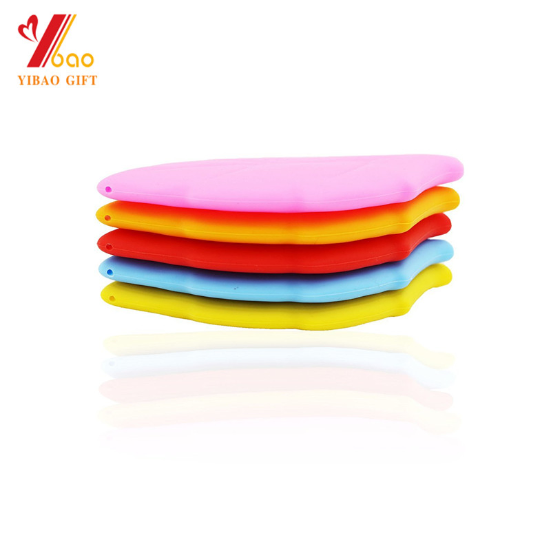 Wholesale Leaf Shaped Portable Silicone Pocket Cup, Silicone Folding Cup