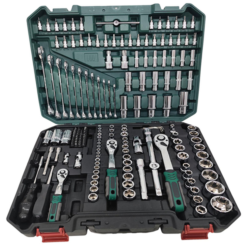 Набор трещоточных ключей и головок 24/72 зуба