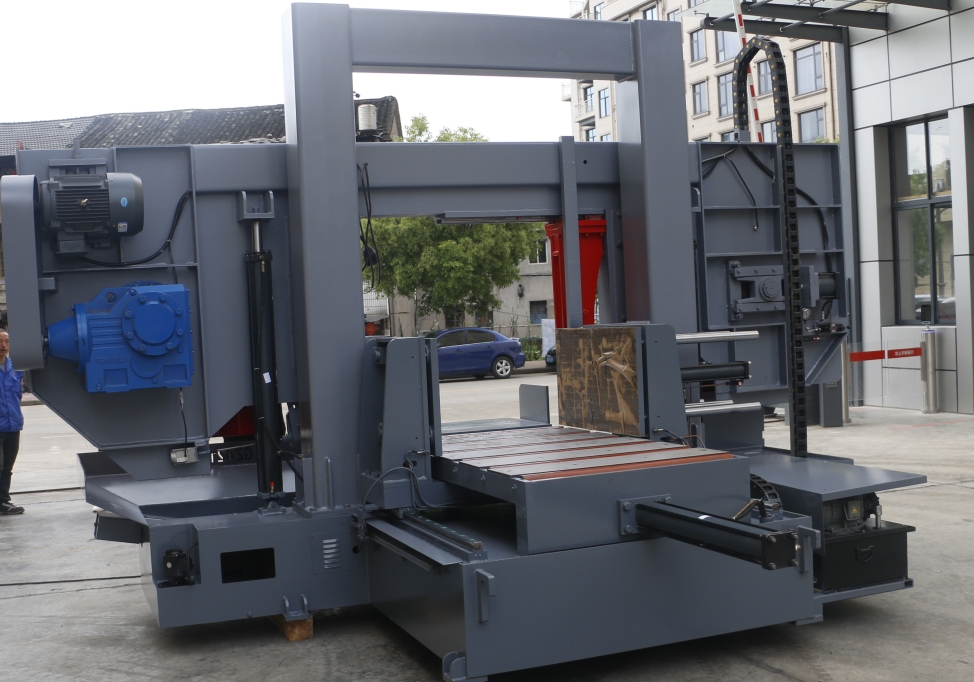 Ленточнопильный станок автоматический с гидравлическим натяжением