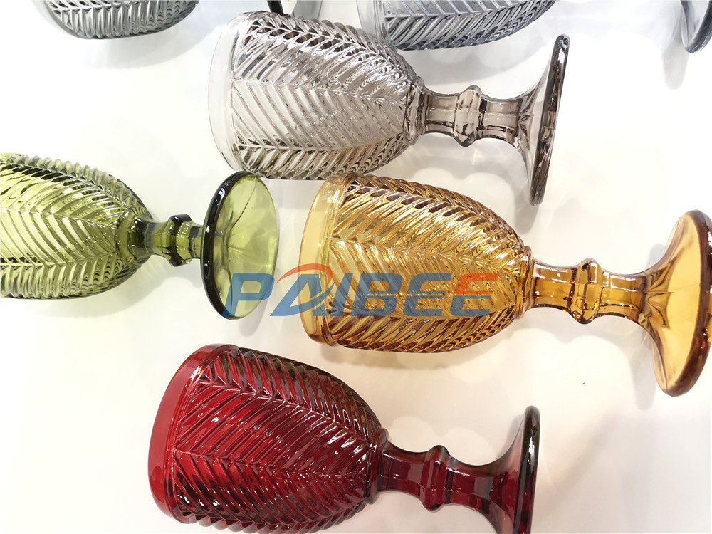 Embossed Hand Pressed Colored Glassware Drinking Wine Glasses