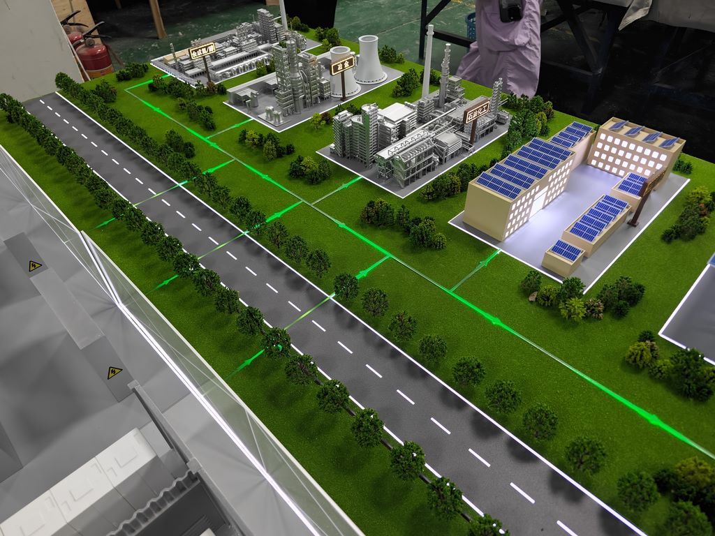 Office Exhibition Hand-Made Sculpture: Custom New Energy Model Design