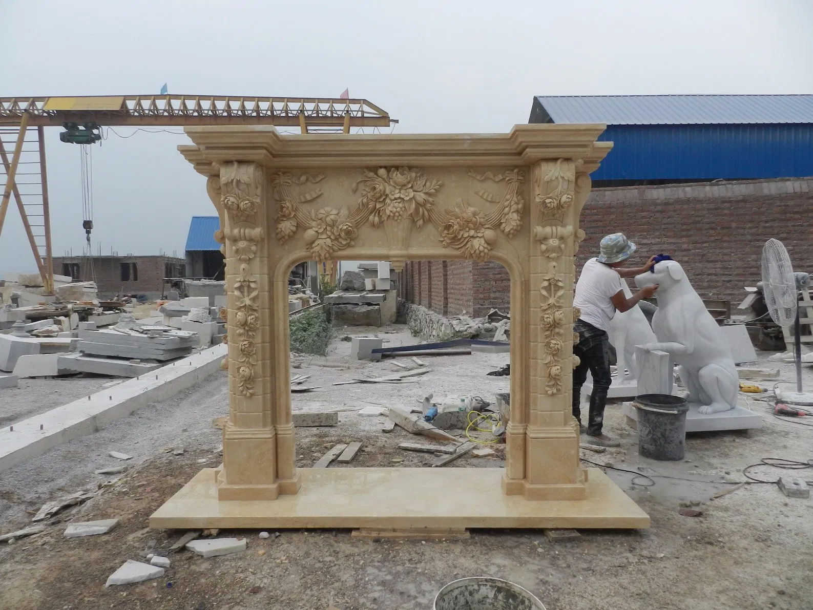 Travertine Stone Carving Granite Marble Fireplaces for Sale