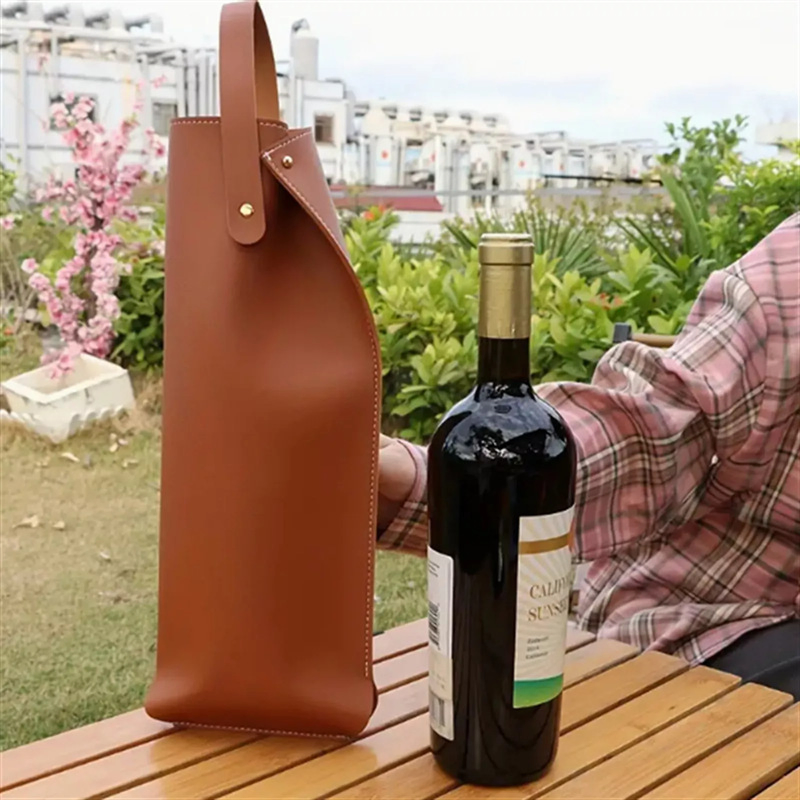 Custom Logo PU Leather Wine Packaging Bag Foldable Champagne Wine Bottle Bag