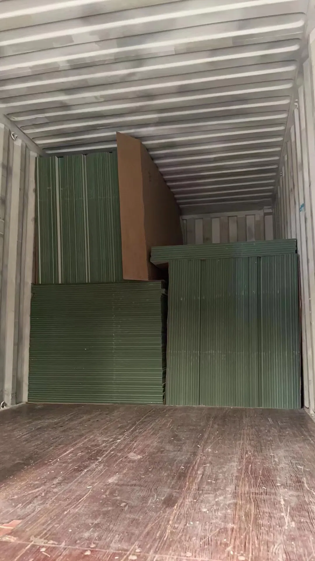 12/15/18mm MDF Hmr Green Melamine Board Waterproof Plain/Veneered/Melamine MDF for Wardrobe Board