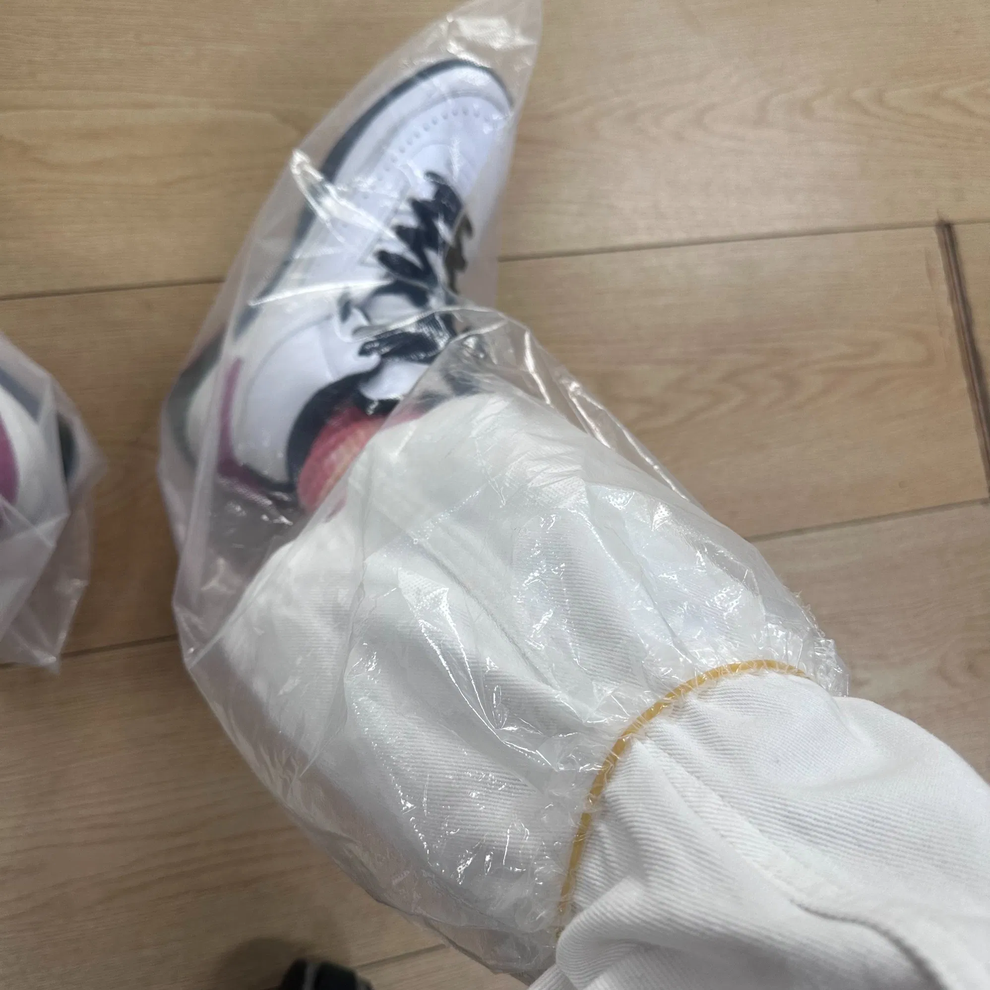 Long Disposable Waterproof PE Shoecovers