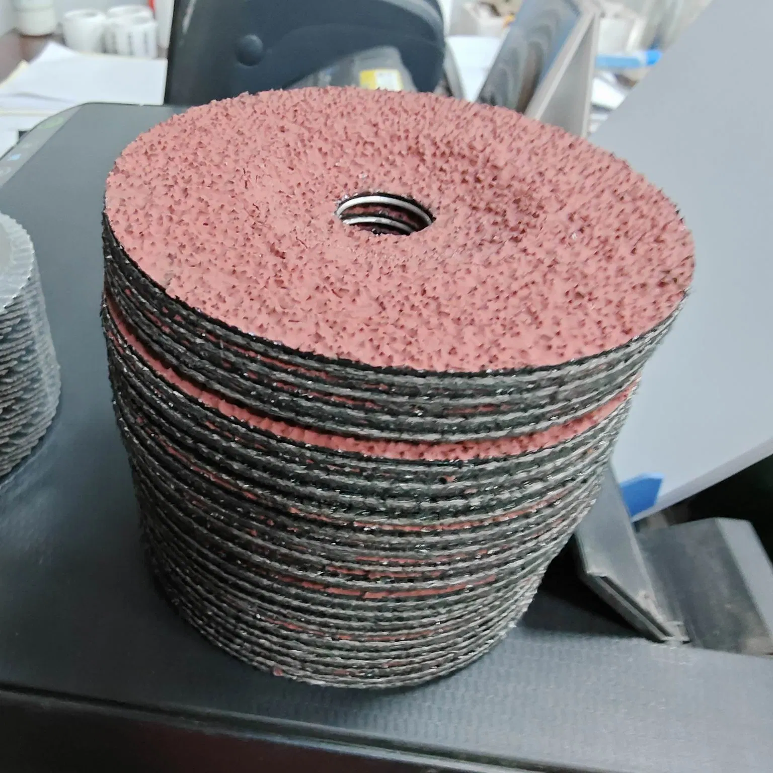 Фибровый шлифовальный диск Turbo для металла