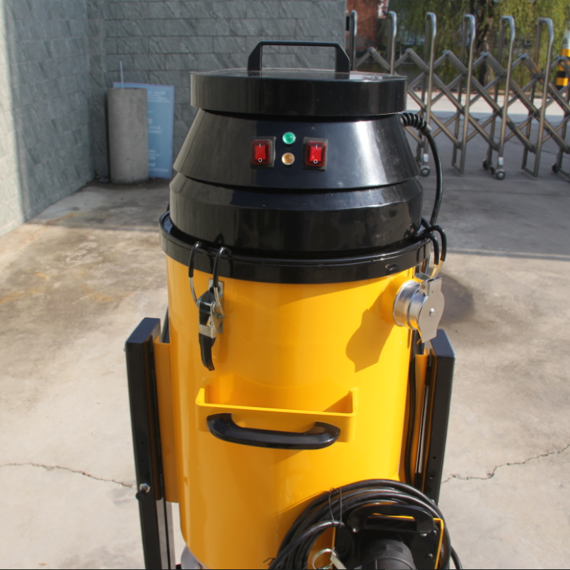 V3 3.3kw Three Motor Commercial Vacuum Cleaner