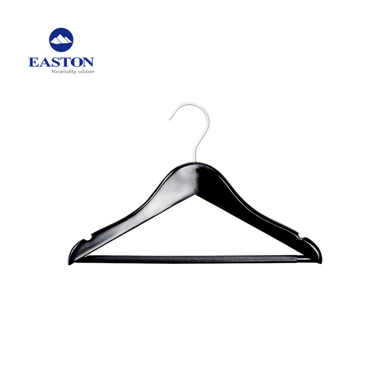 1.2cm Thickness Hotel Room Custom Wooden Silver Male Hanger