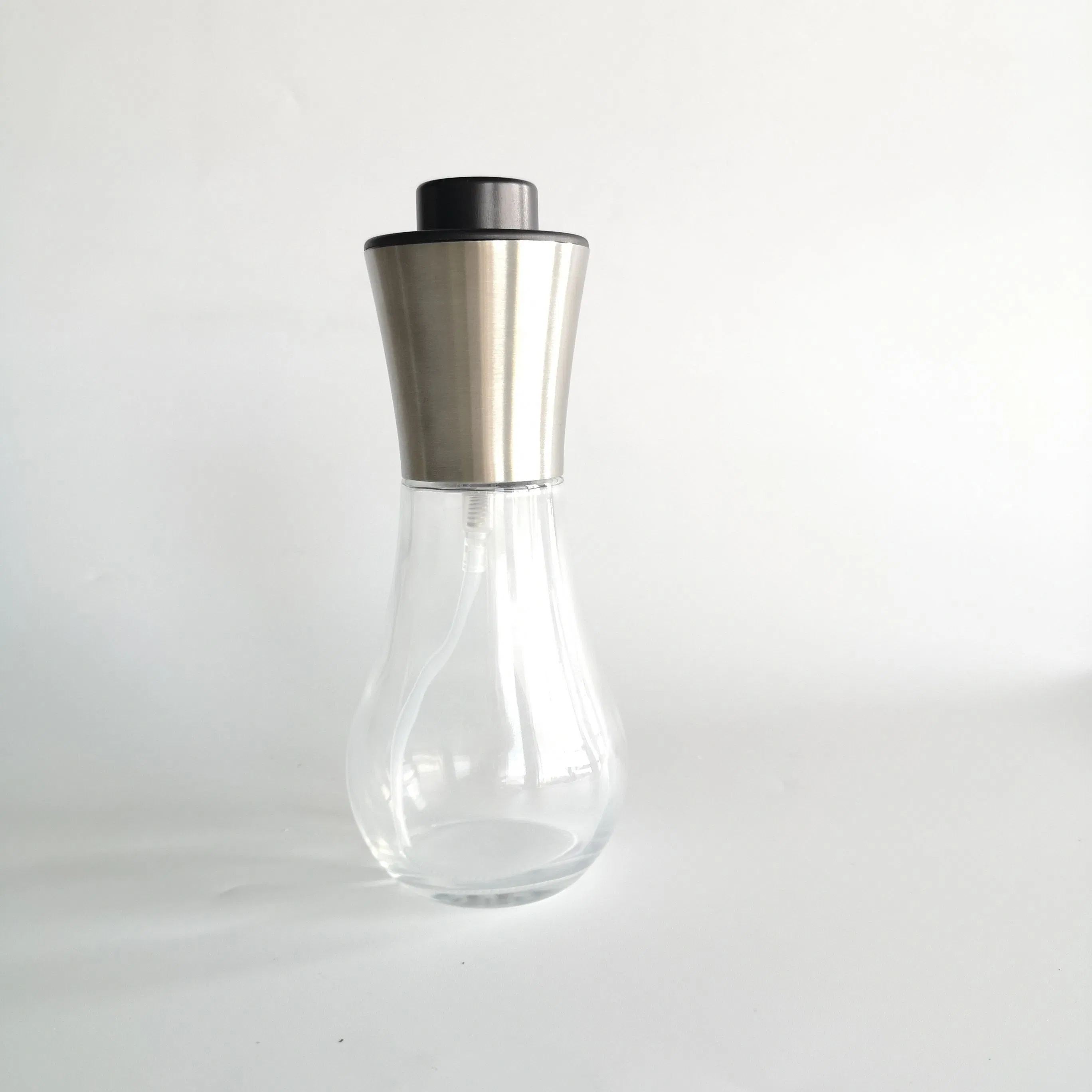 Kitchen Use 200ml Glass Oil Sprayer Cooking Oil Sprayer and Dispenser