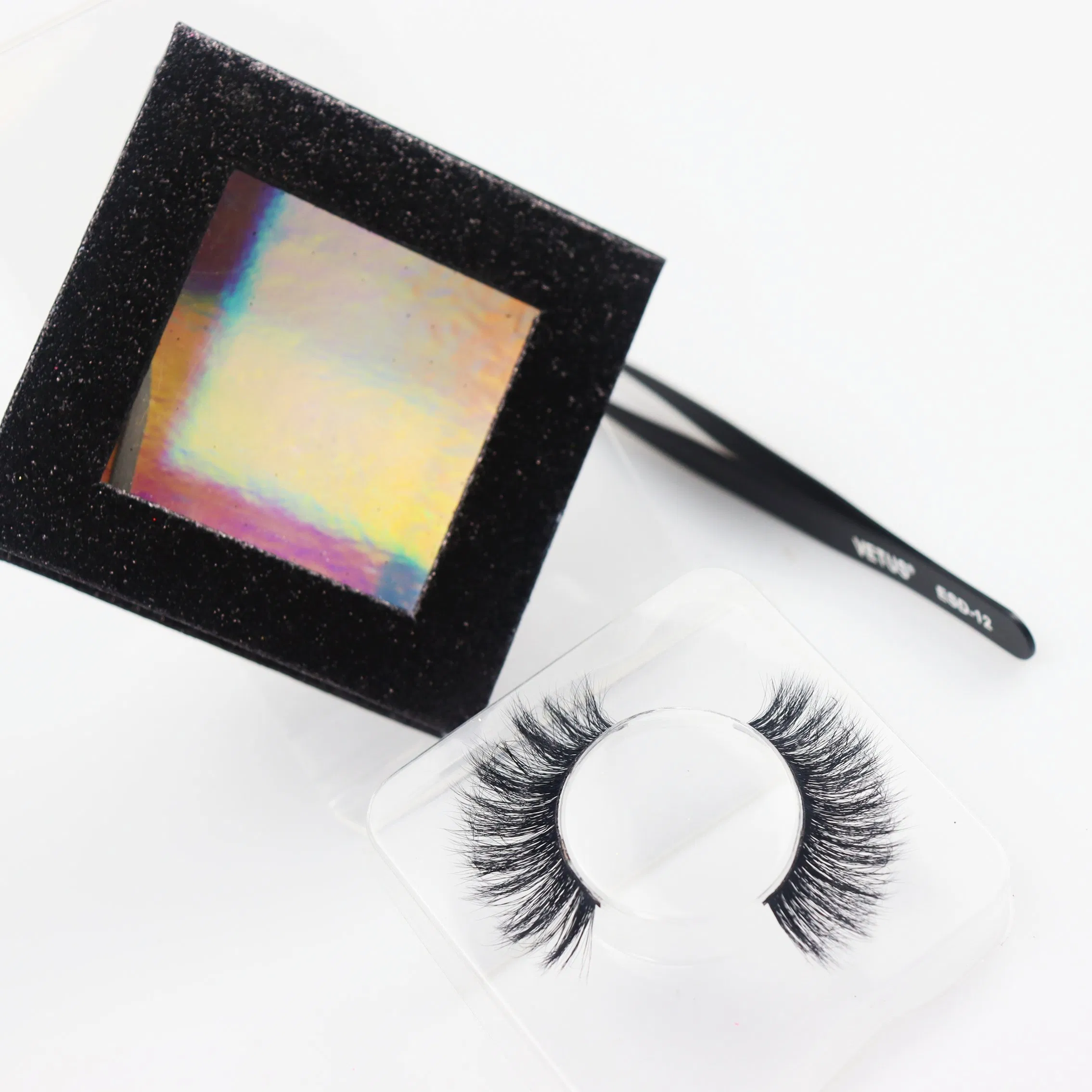 2026 Hot Sell Faux Mink Eyelash ODM OEM 5D Natural Eyelash Extension Cat Eye Look False Eye Lash Clear Band Premade Volume Fans False Eyelashes with Custom Box