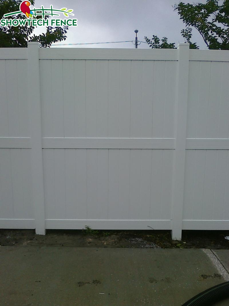White PVC 6′ H/8′ W Vinyl Privacy Garden Fence