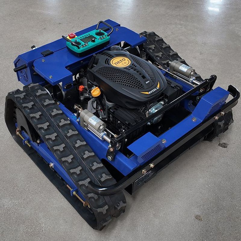 Робот-газонокосилка с GPS и пультом ДУ