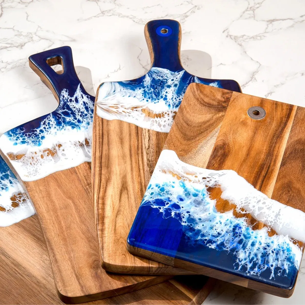 Epoxy Resin Acacia Wood Charcuterie Board Chopping Blocks Ocean Beach Cheese Board Art Epoxy Resin Cutting Board with Handle