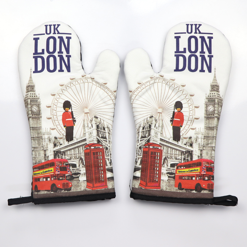 Custom Printed London Souvenir Oven Mitts Heat Resistant Cooking Oven Gloves