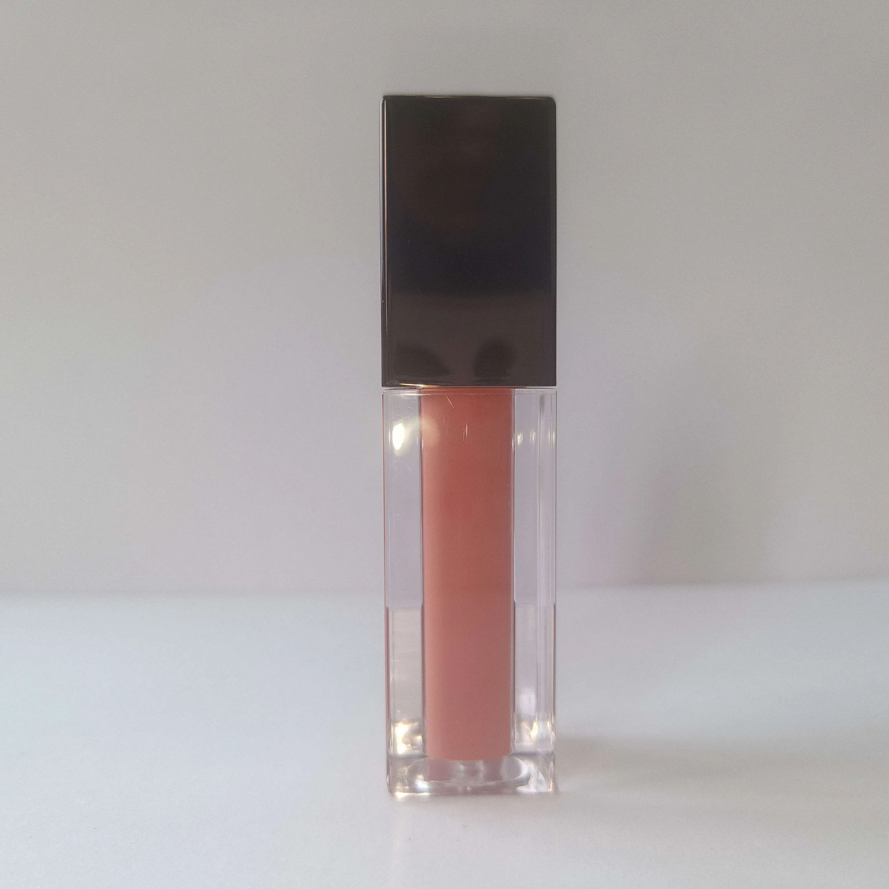 Absolute Matte Lipgloss with Customized Ingredients for Unique Look