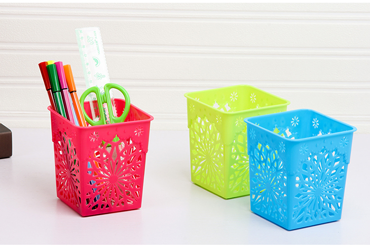 Cute Plastic Hollow Floral Design Colorful Pencil Holder, Pen Holder, Pencil Cup