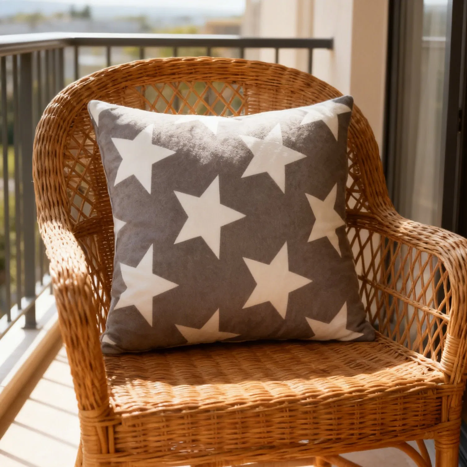 Диванная подушка Star Ultra-Soft, серая, 40x40 см