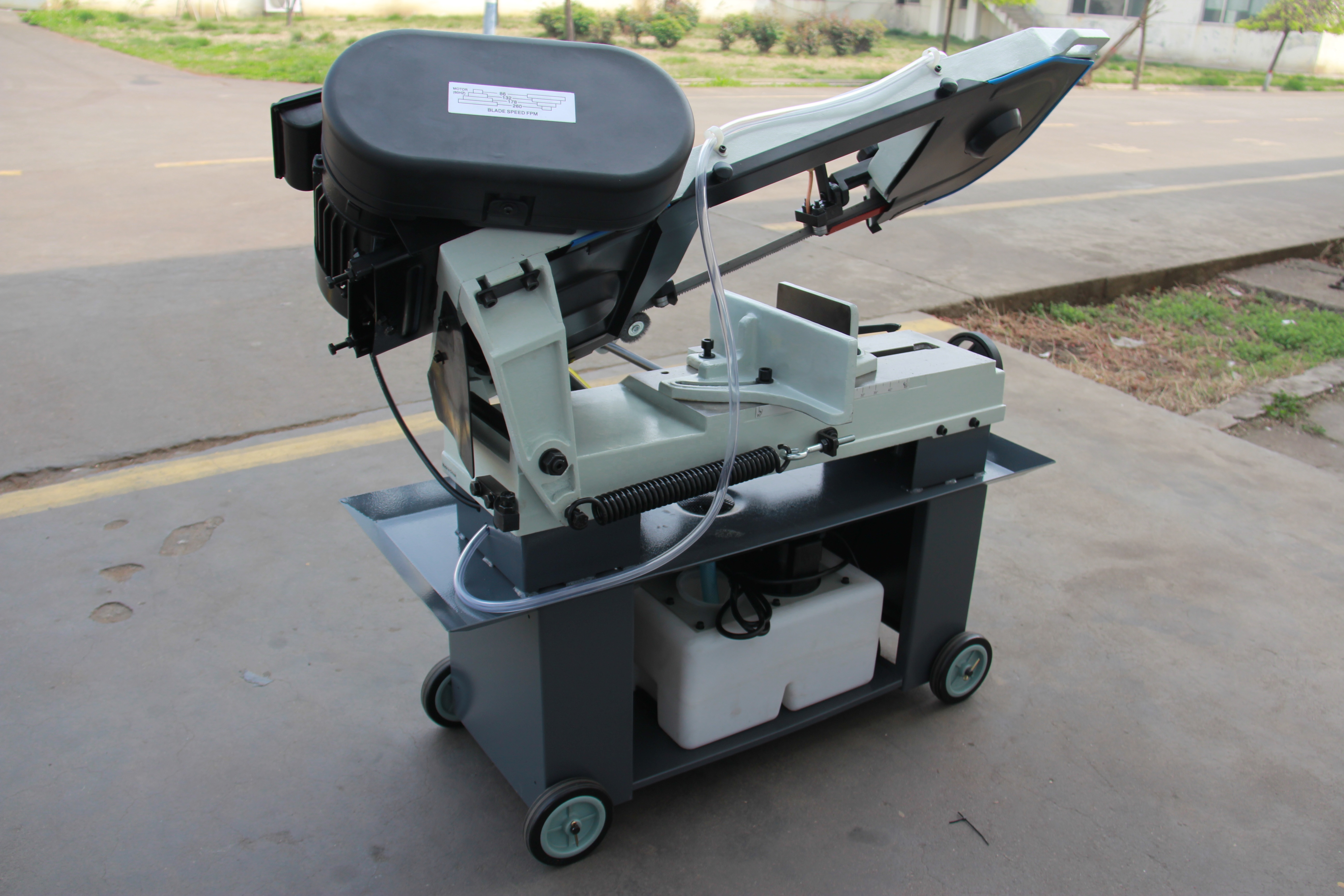 Станок ленточнопильный торцовочный по металлу BS-712R