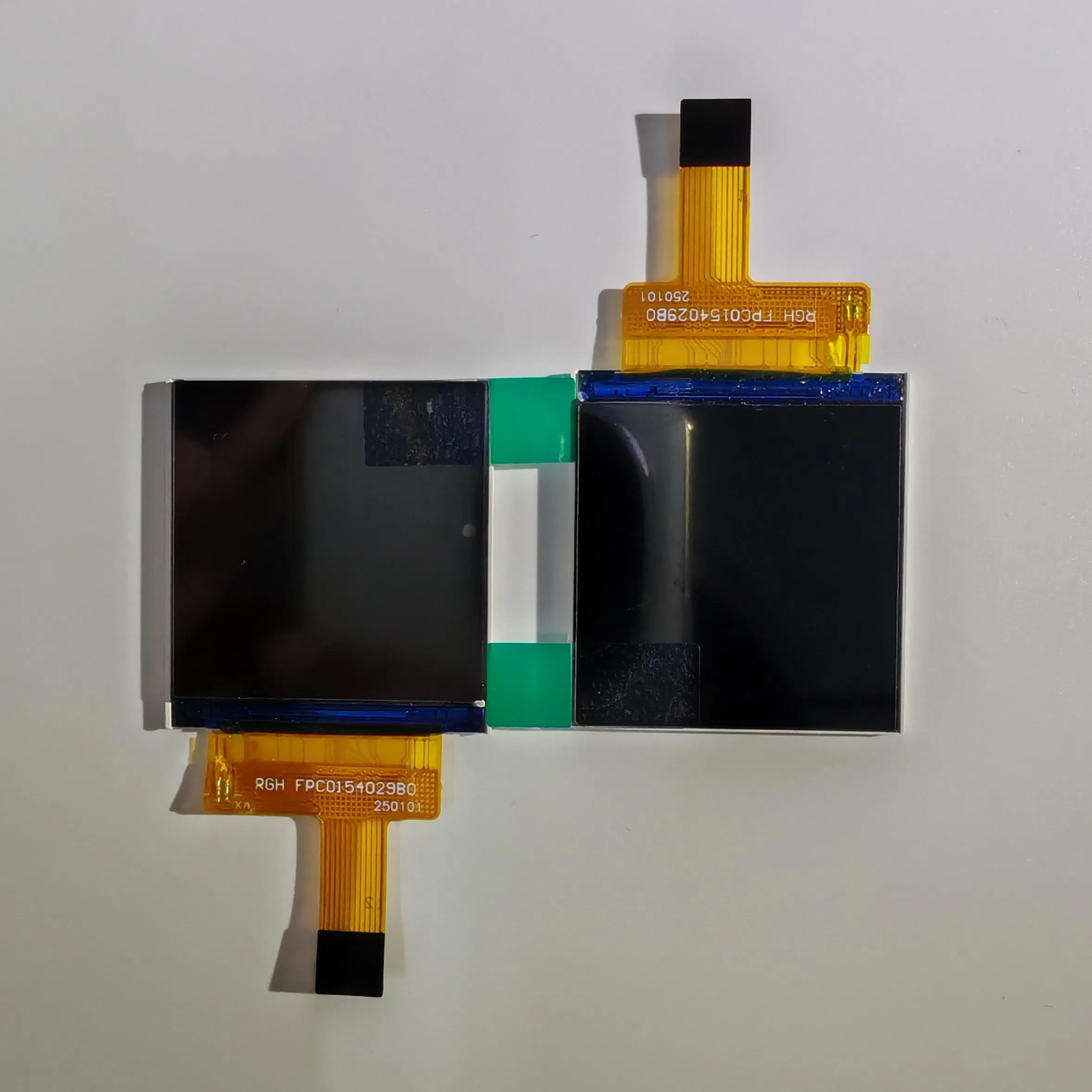 Ultra Bright 1.54" TFT LCD Screen with 500CD/M² Brightness