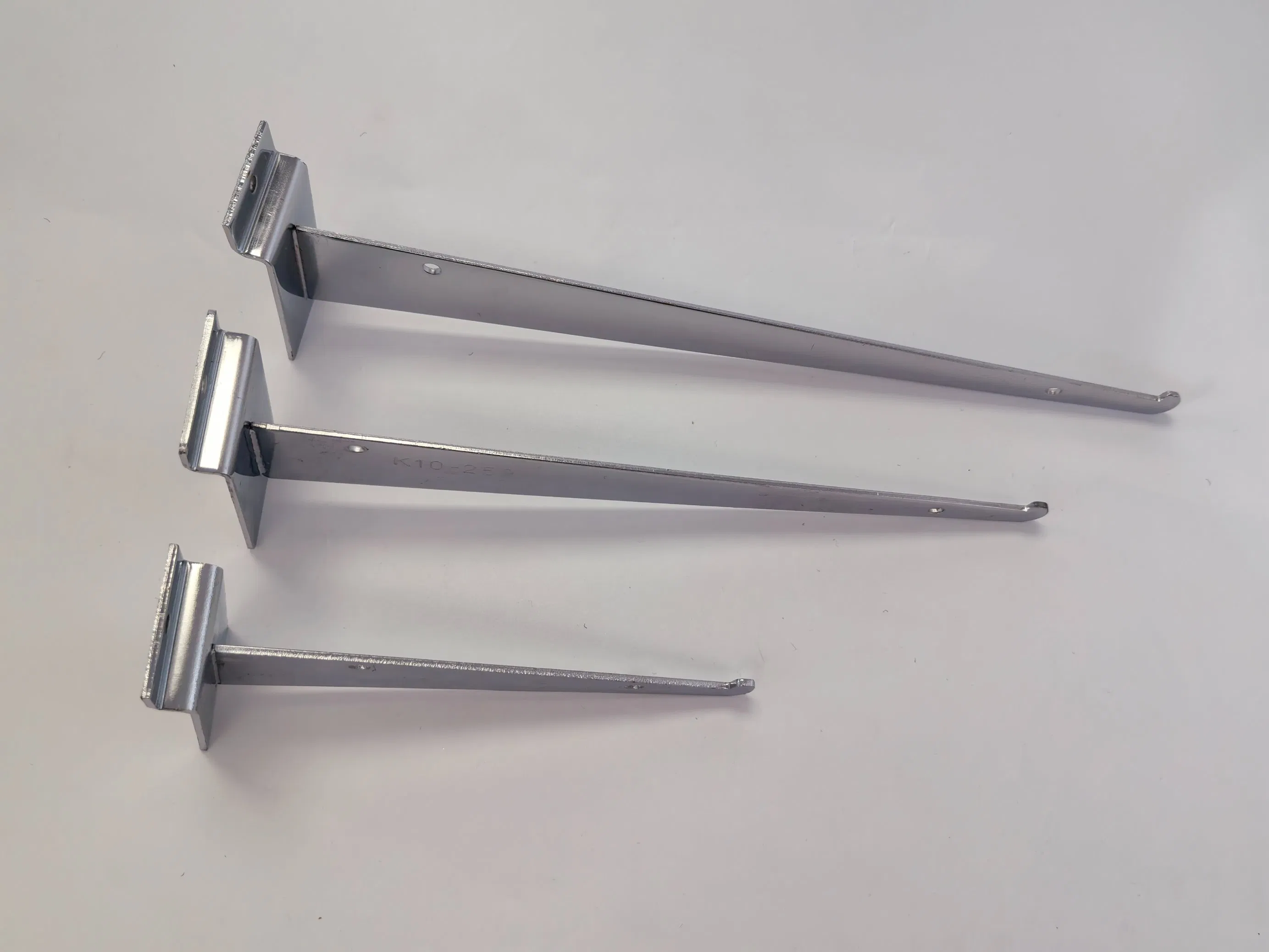 Slatwall Knife Shelf Bracket with Lip Accessories for Slatwall Panels Shelving