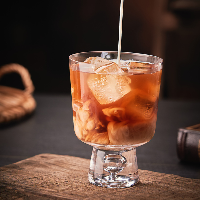 Стеклянный кувшин 1.5 галлона с кружками