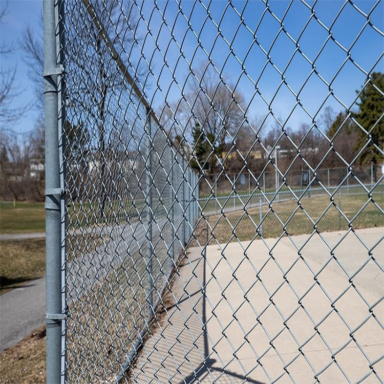 Anping High Quality Security Iron Steel Fence Used Chain Link Wire Mesh Hot Dipped Galvanized PVC Coated Chain Link Fence for Garden Fence