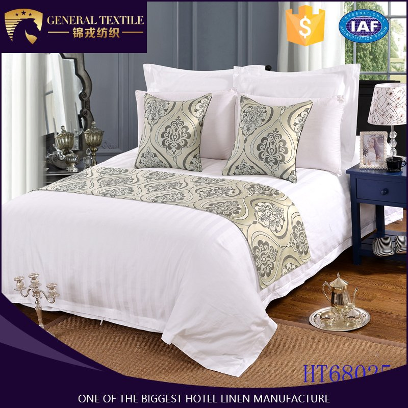 High Quality Luxury Large Size Polyester Hotel Bed Runner