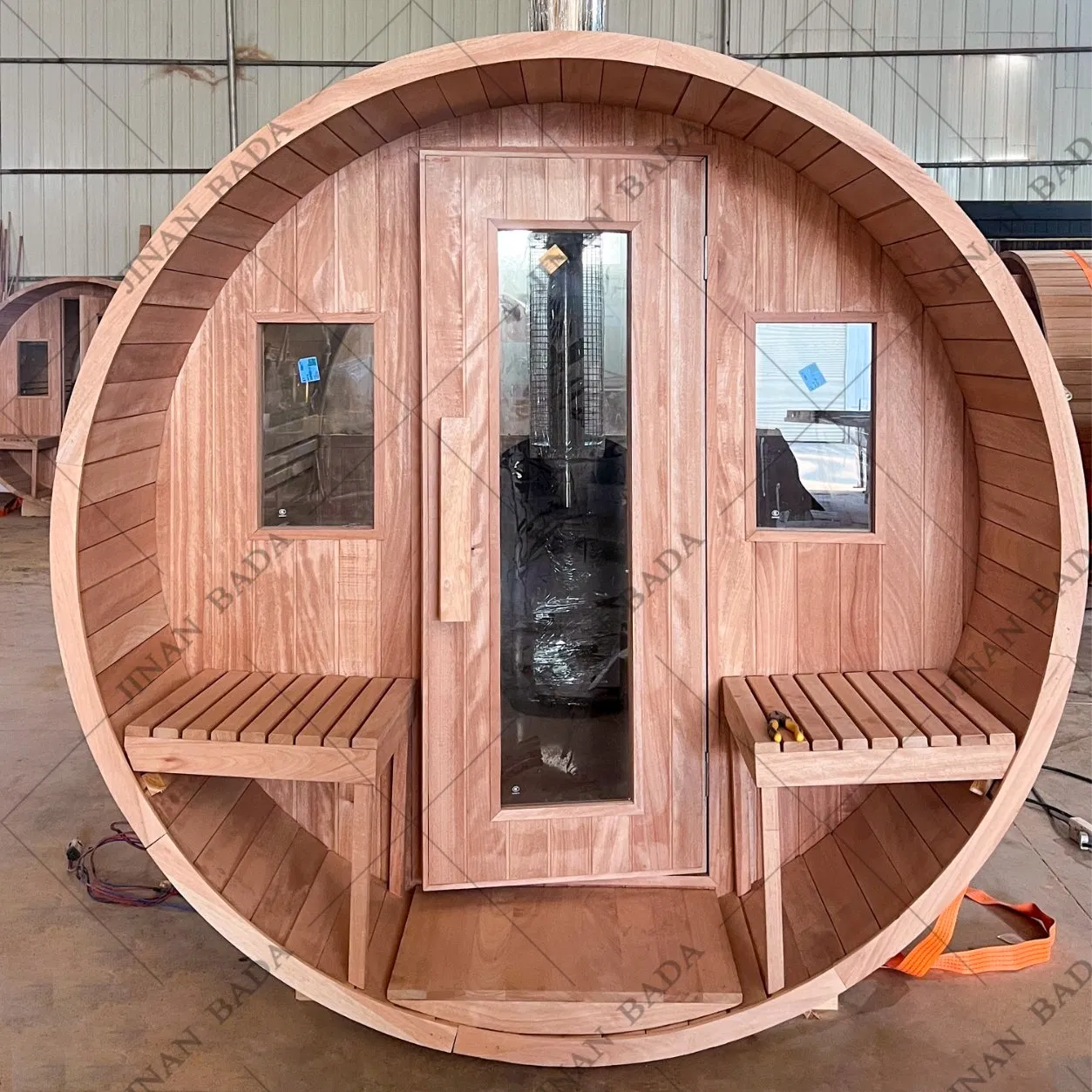 Infrared Sauna Red Cedar Barrel Sauna with Panoramic Views Outdoor Sauna Dry Sauna Room Wood-Burning Stove